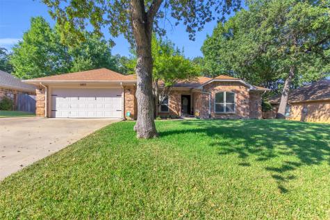 6825 Ridgewood Drive North Richland Hills TX 76182