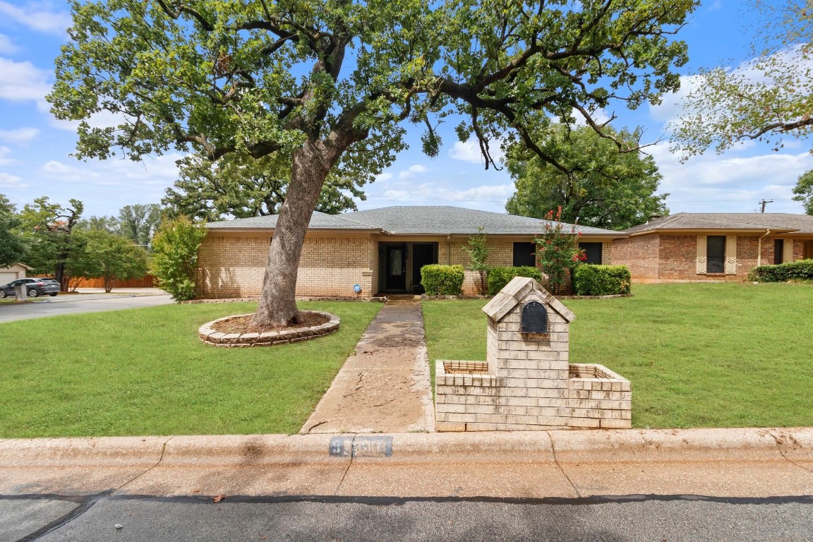 5806 Ficus Court Arlington TX 76017