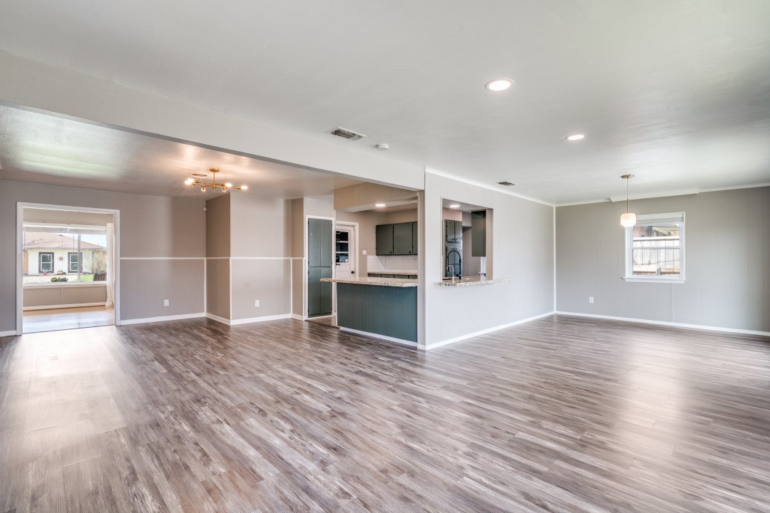 2418 Patricia Lane Garland TX 75041