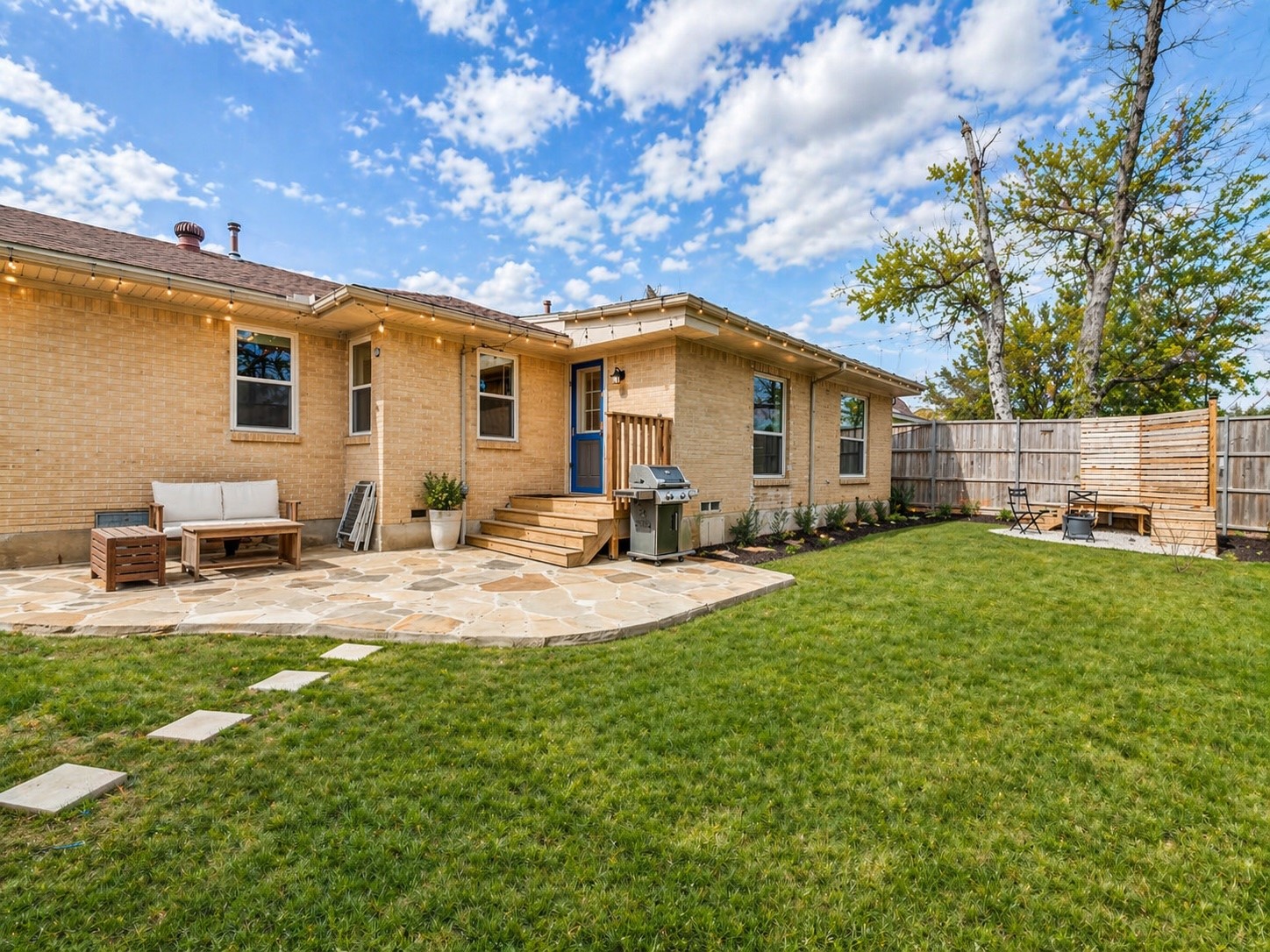 2418 Patricia Lane Garland TX 75041