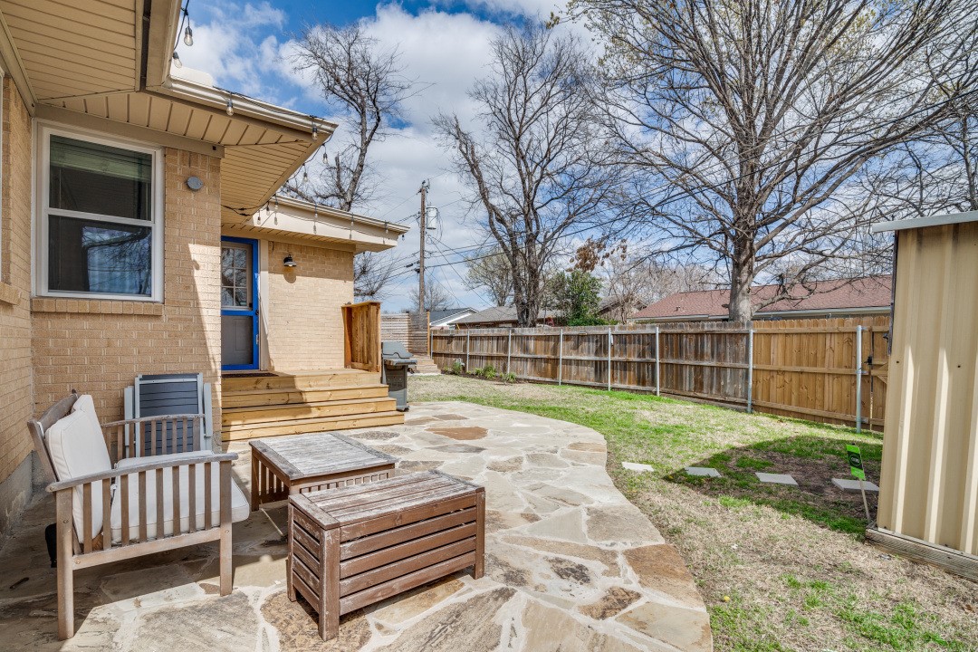 2418 Patricia Lane Garland TX 75041