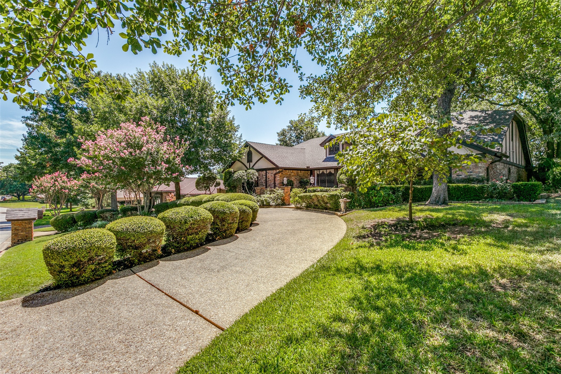 409 Falcon Court Colleyville TX 76034