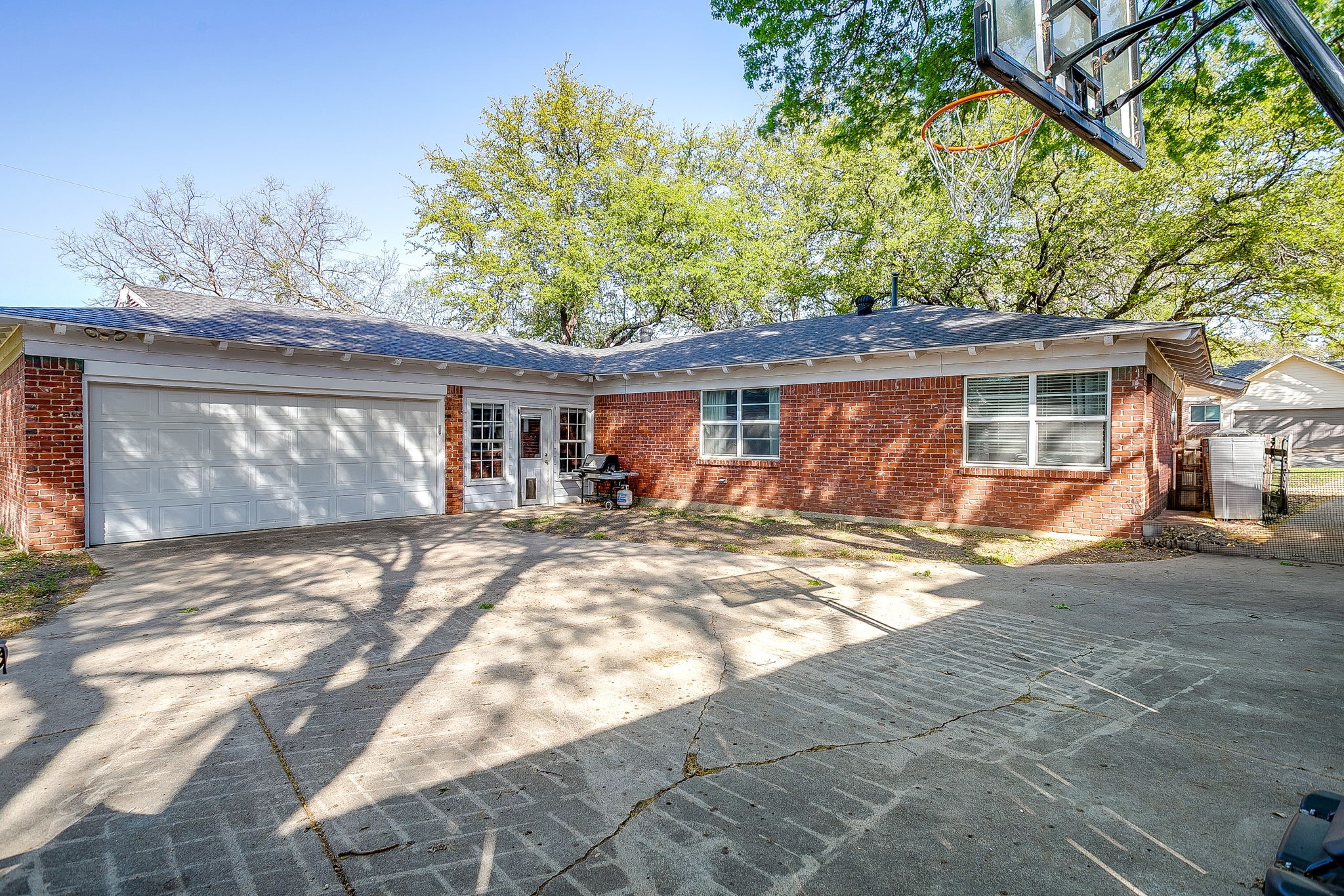 6829 Chickering Road Fort Worth TX 76116
