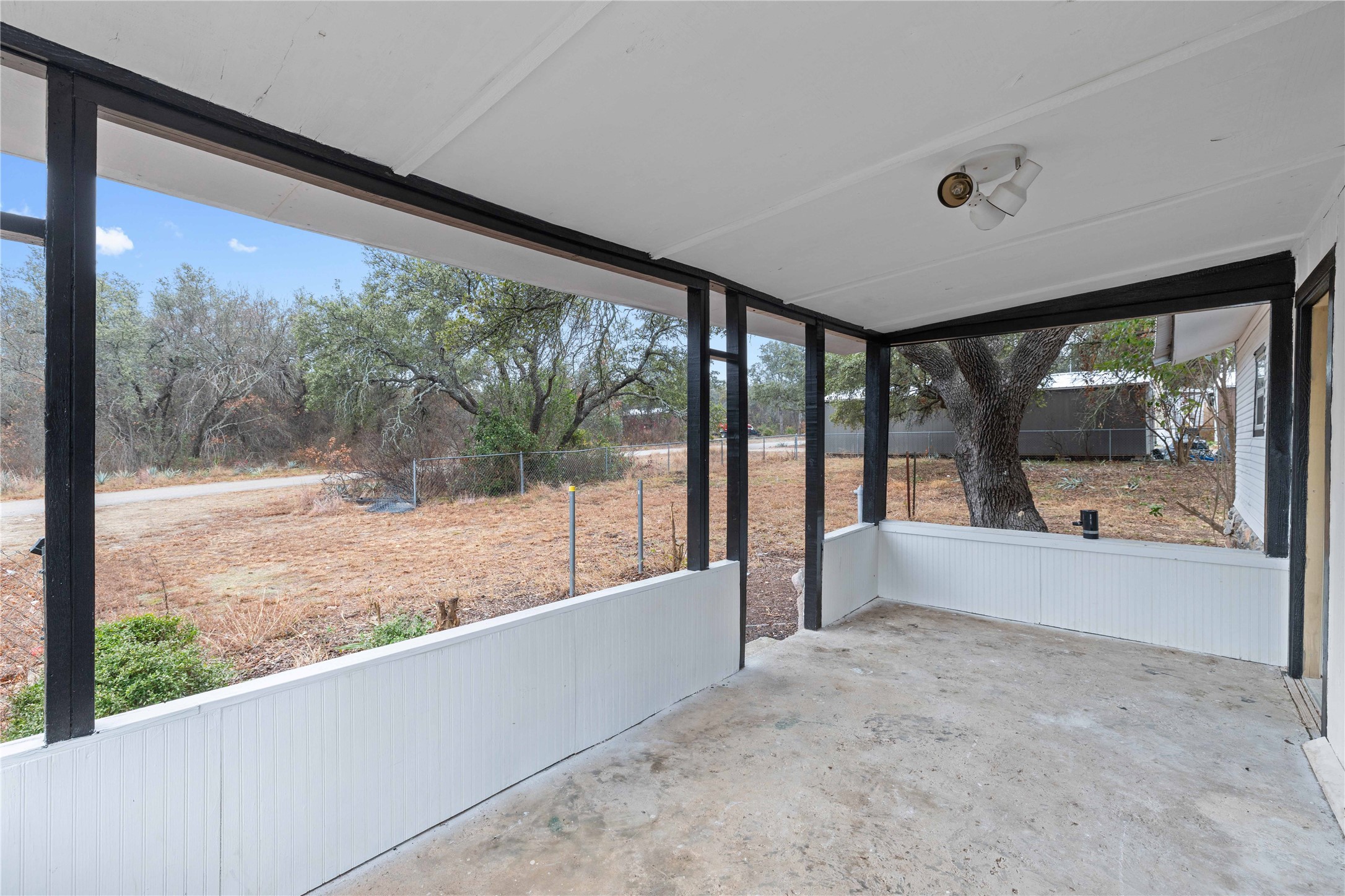 6916 Clover Leaf Drive Brownwood TX 76801