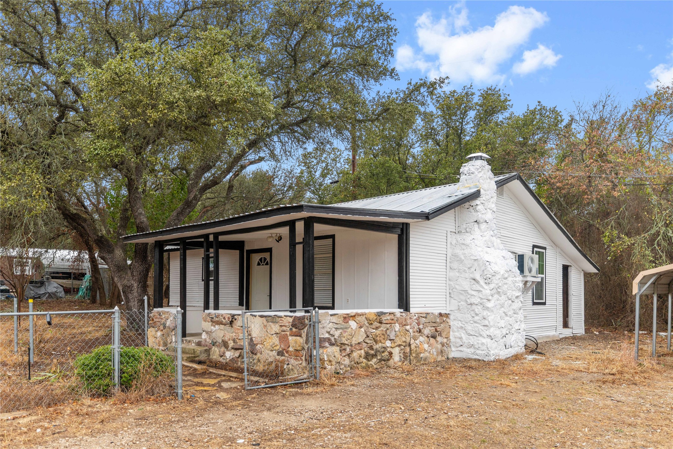 6916 Clover Leaf Drive Brownwood TX 76801