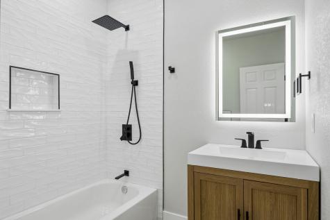 312 Leads Street Dallas TX 75203