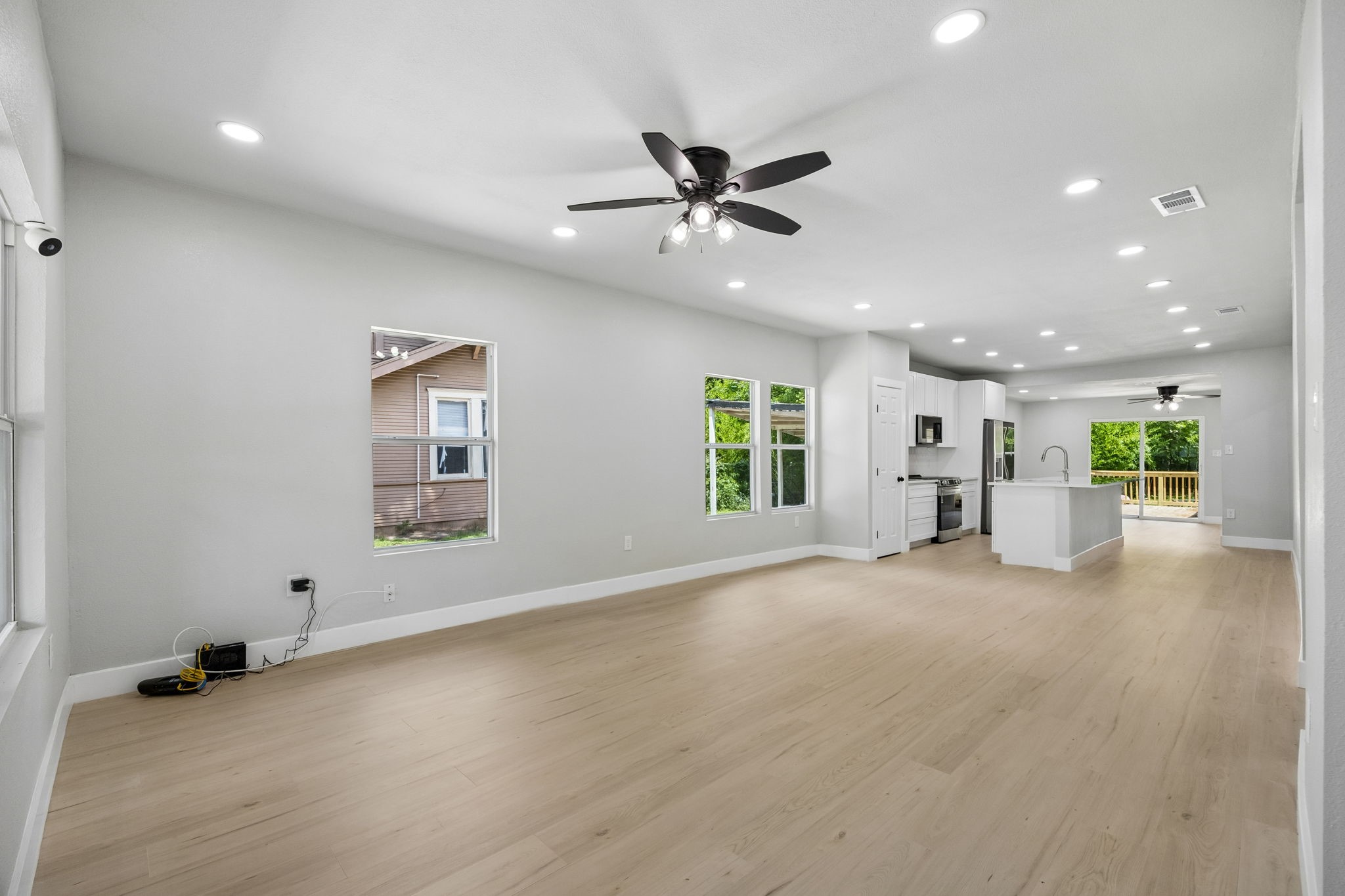 312 Leads Street Dallas TX 75203