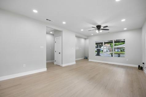 312 Leads Street Dallas TX 75203