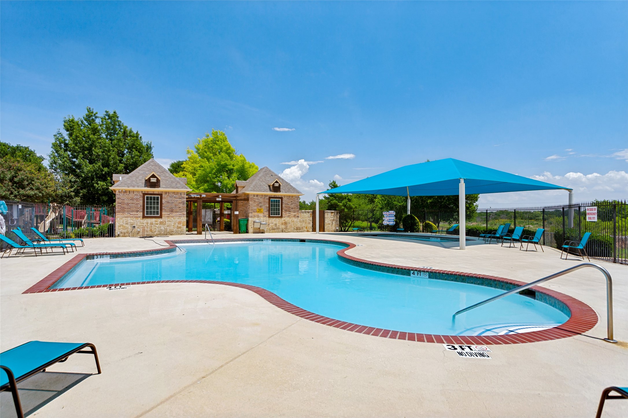 709 Wylie Street Crowley TX 76036