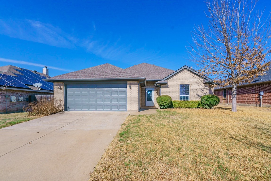 229 Lottie Lane Saginaw TX 76179