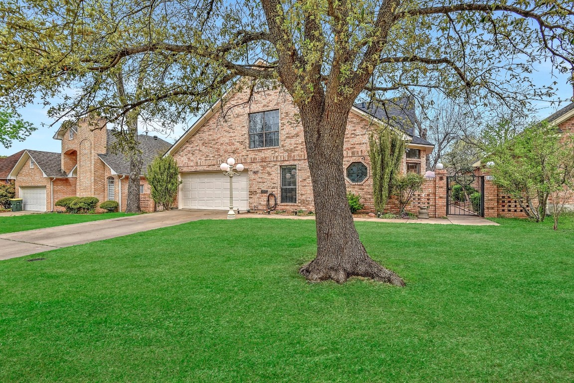 1407 W Mulberry Street Sherman TX 75092