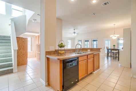 724 Evergreen Court Burleson TX 76028
