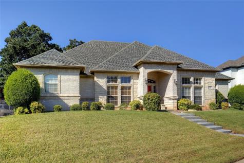 7933 Shady Oaks Drive North Richland Hills TX 76182
