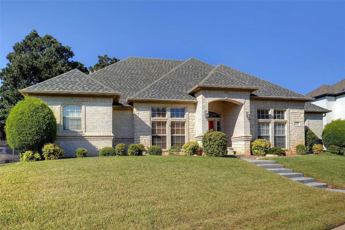 7933 Shady Oaks Drive North Richland Hills TX 76182
