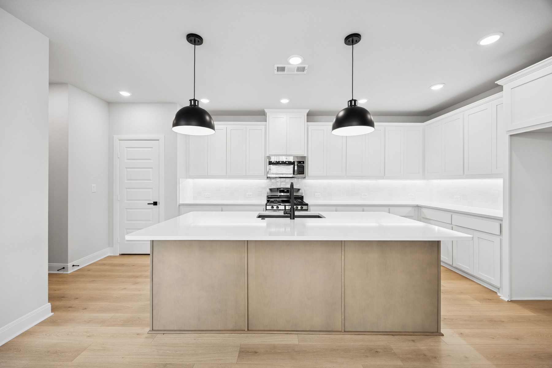 9504 Dahlia Boulevard Mesquite TX 75126