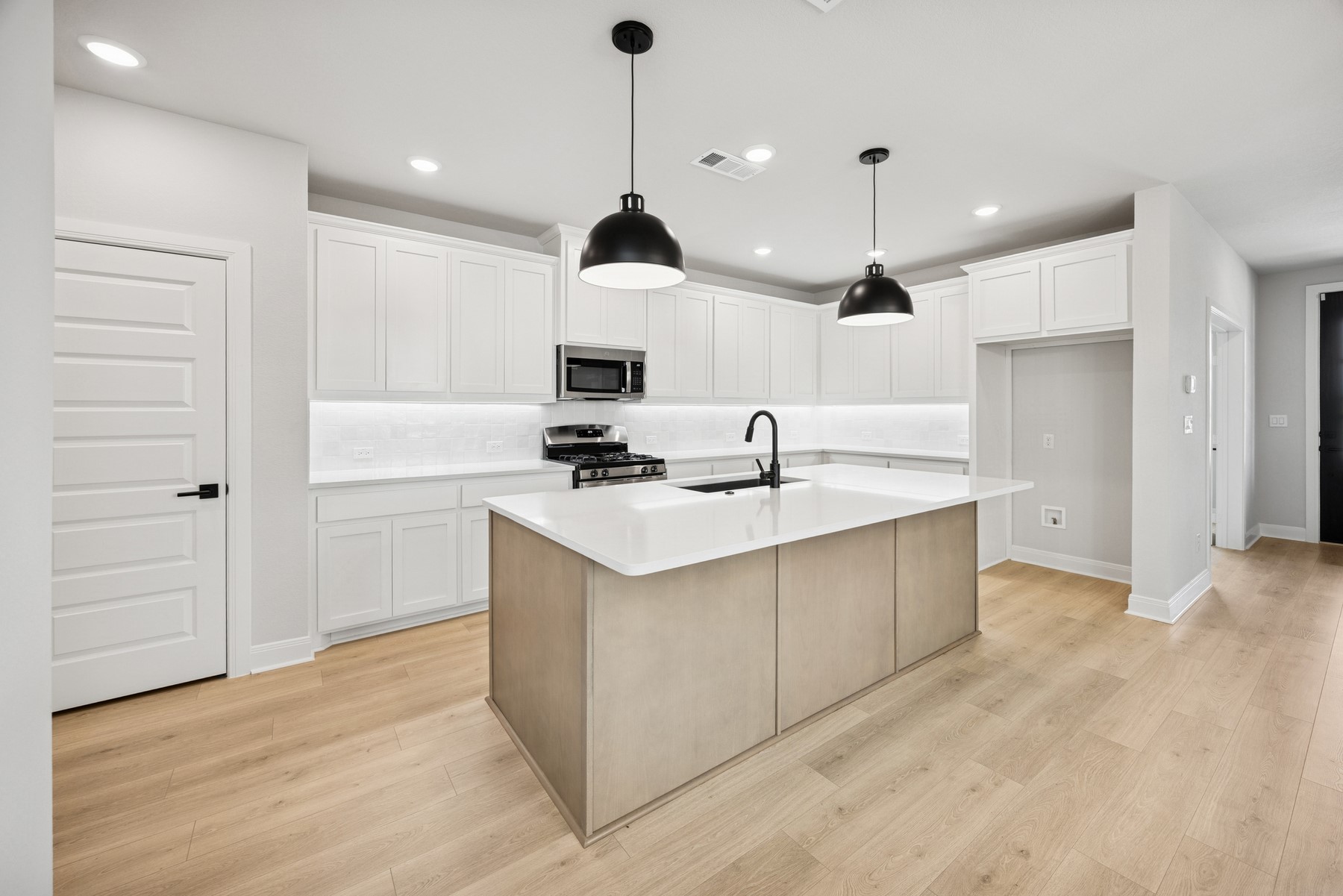 9504 Dahlia Boulevard Mesquite TX 75126