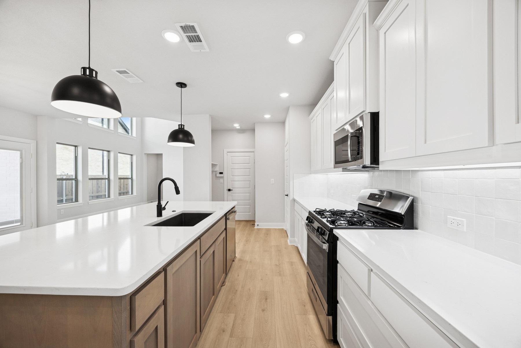 9504 Dahlia Boulevard Mesquite TX 75126