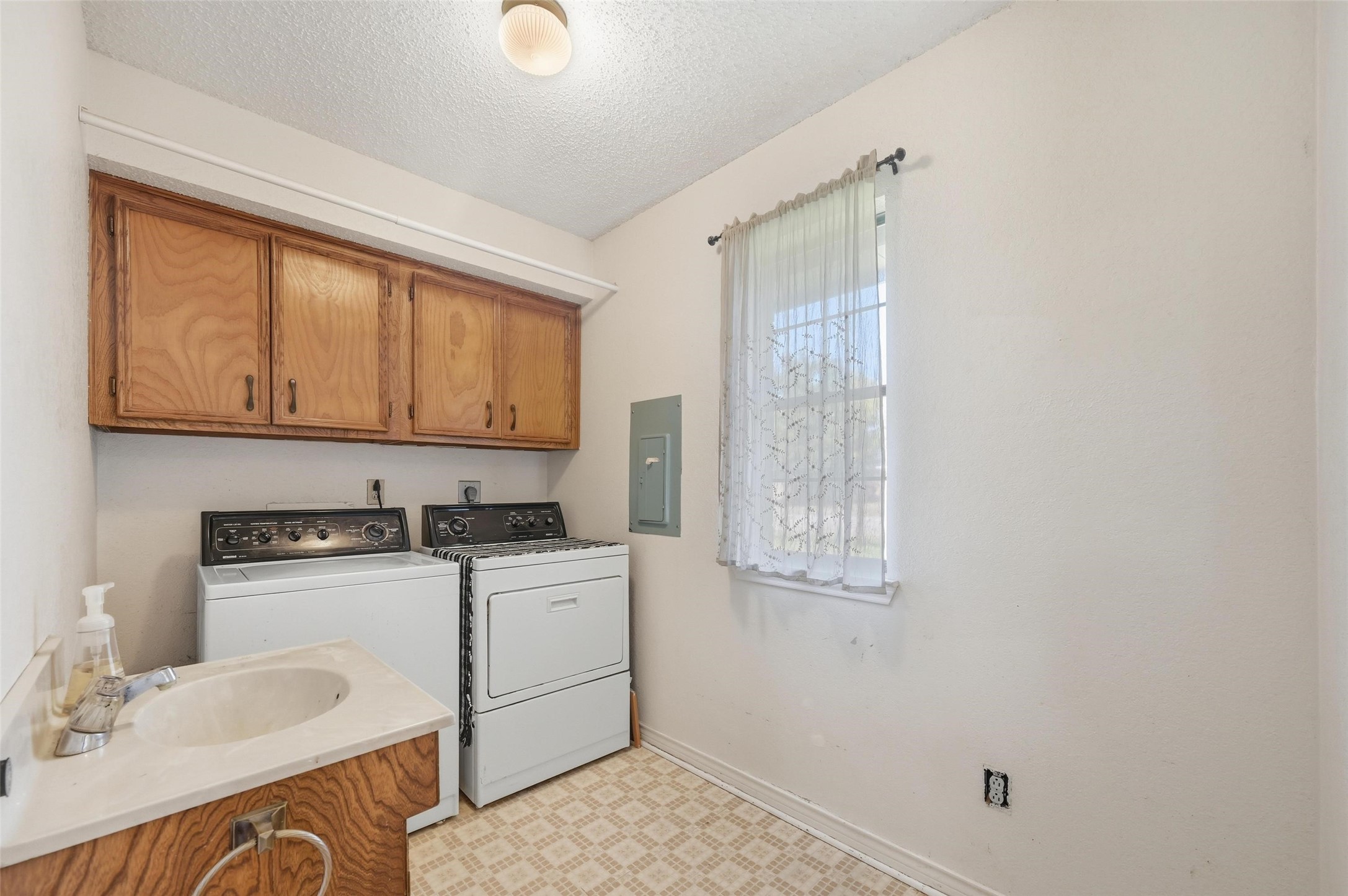 3901 Lynnwood Drive Rowlett TX 75088