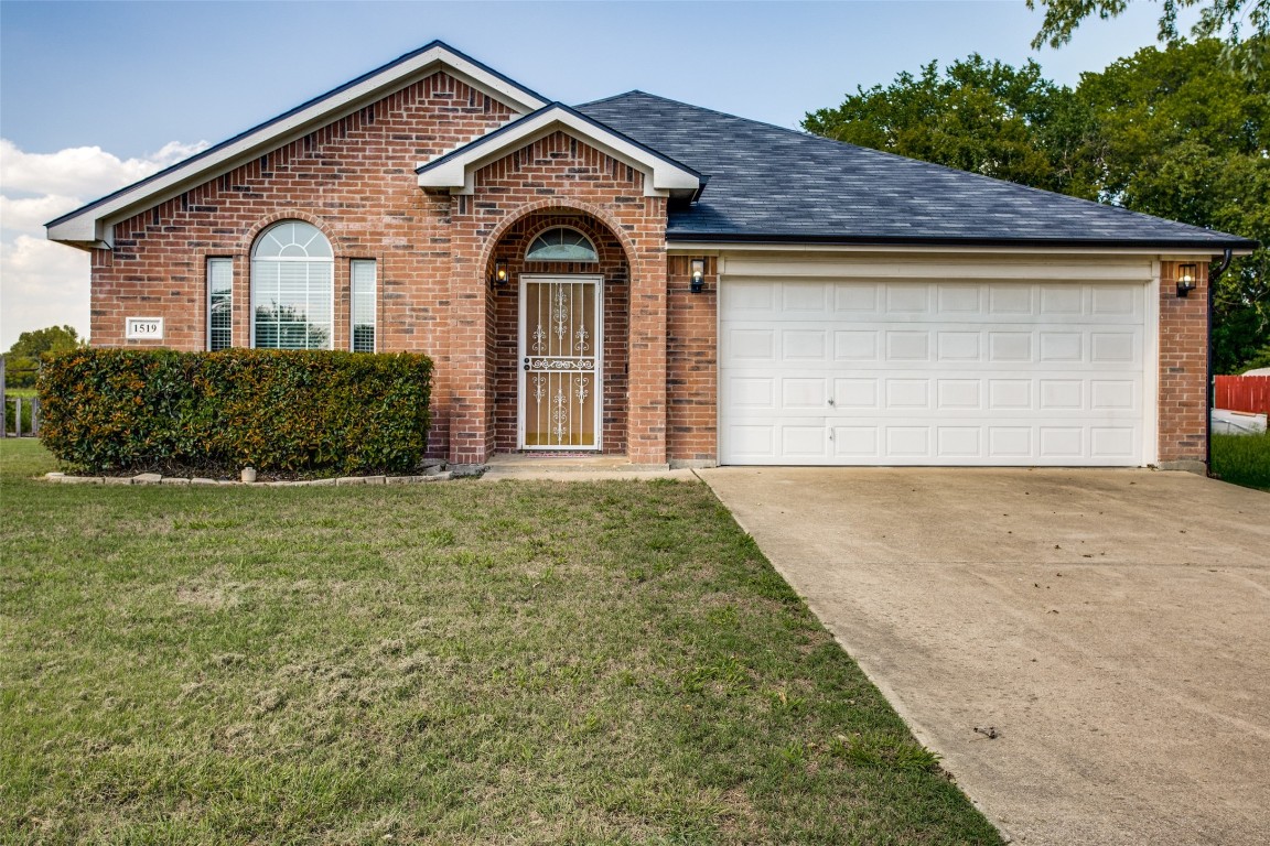 1519 Kensington Court Lancaster TX 75134