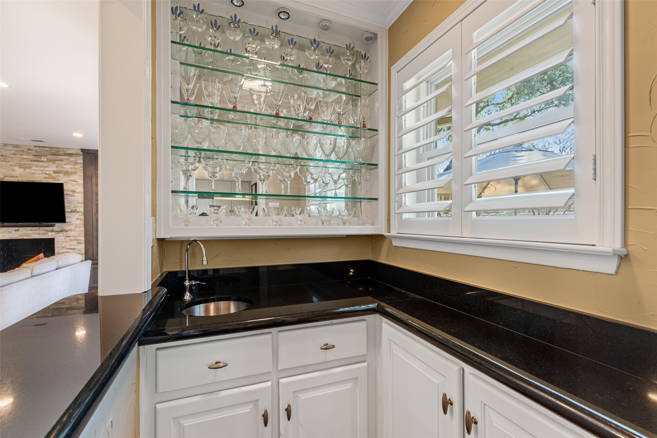6716 Regalbluff Drive Dallas TX 75248
