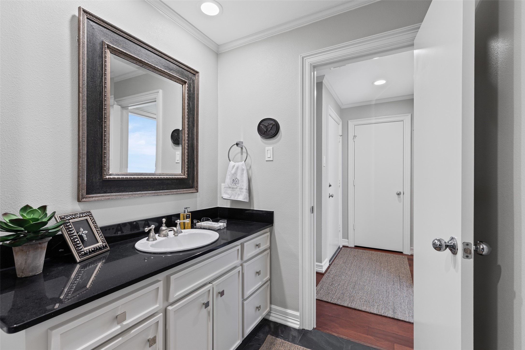 6716 Regalbluff Drive Dallas TX 75248