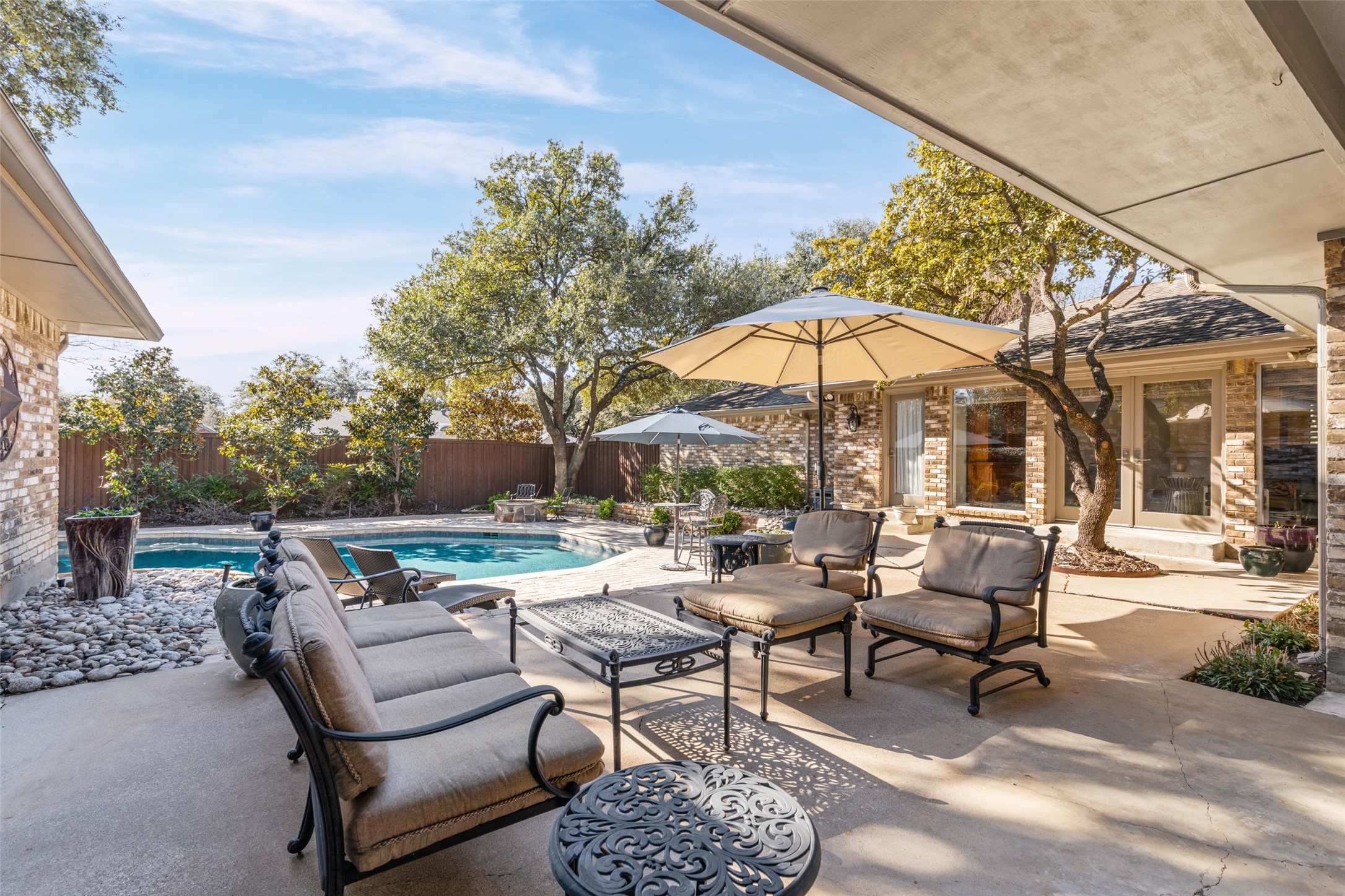 6716 Regalbluff Drive Dallas TX 75248