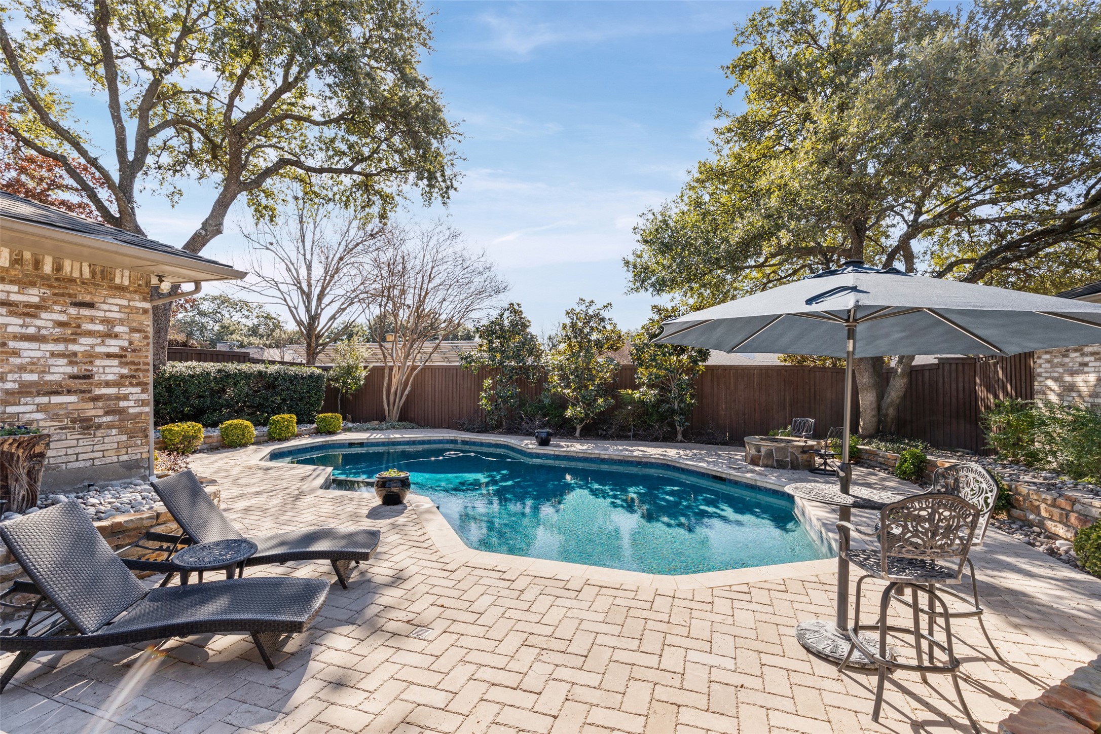 6716 Regalbluff Drive Dallas TX 75248