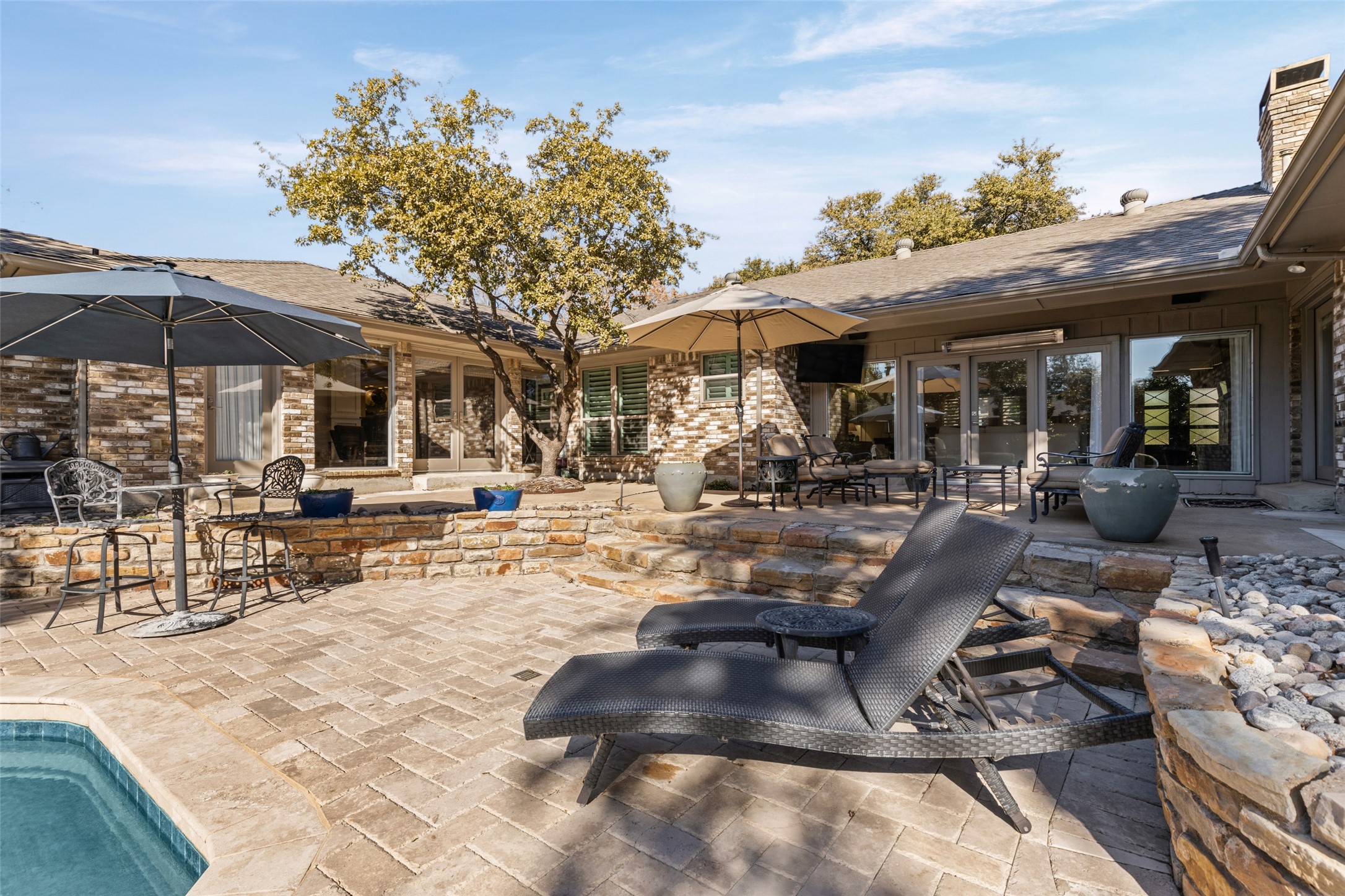6716 Regalbluff Drive Dallas TX 75248