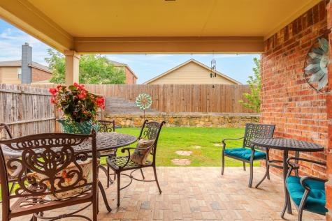 8908 Tenderfoot Lane Aubrey TX 76227