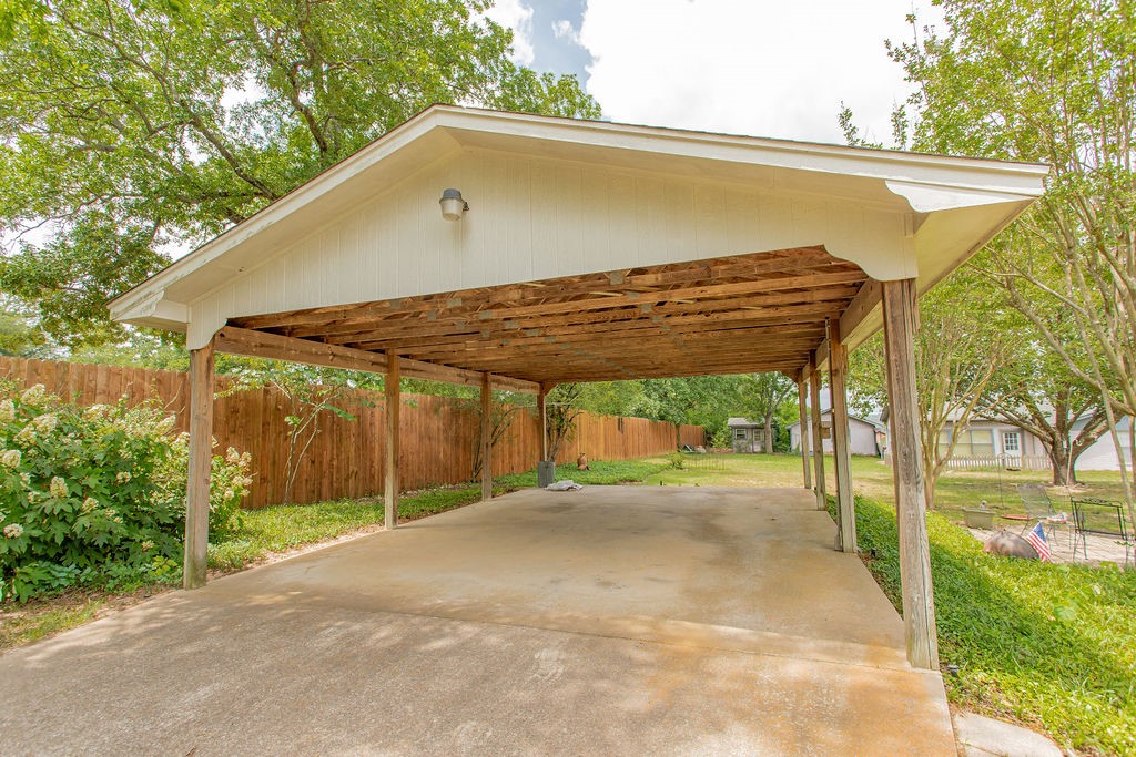 324 Texas Drive Hideaway TX 75771