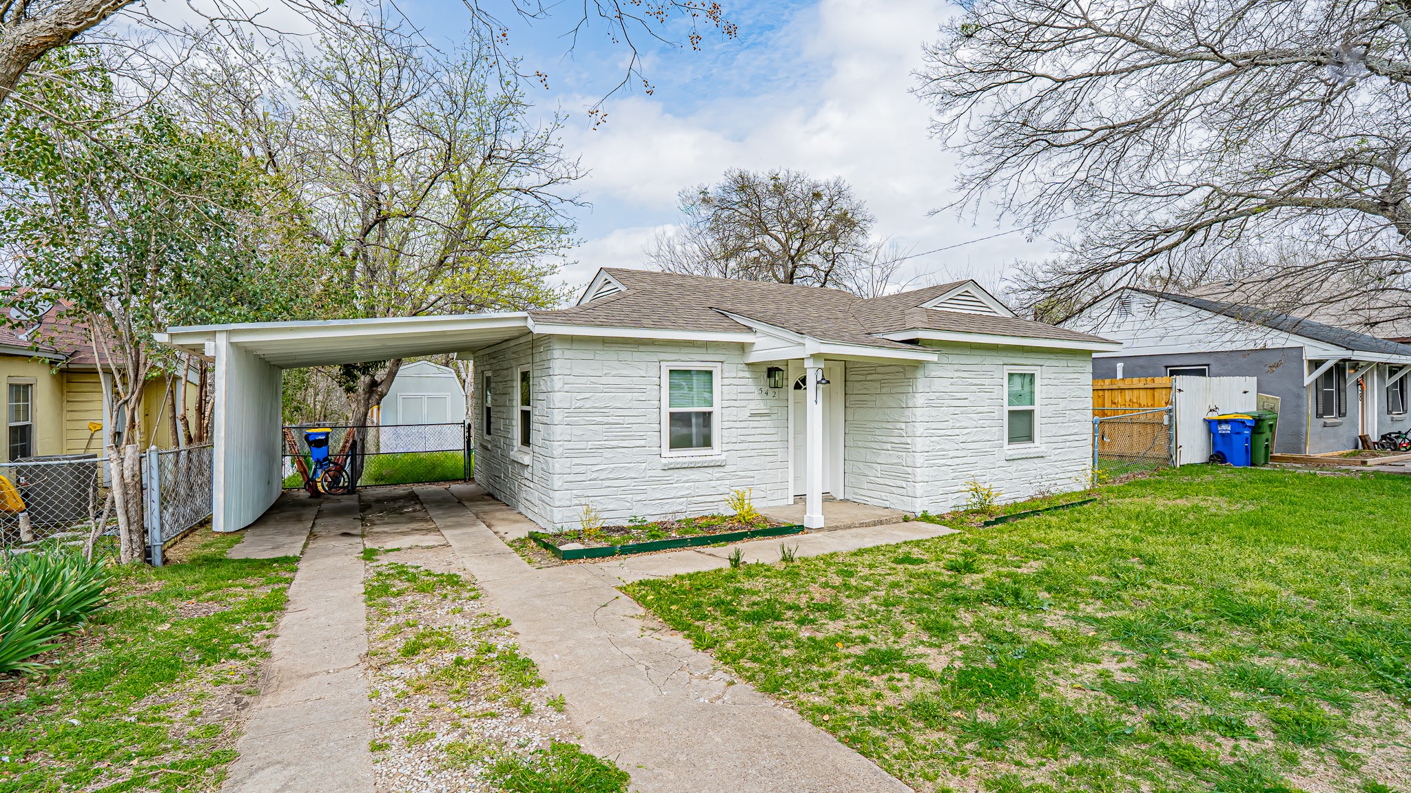 542 S Redford Lane White Settlement TX 76108