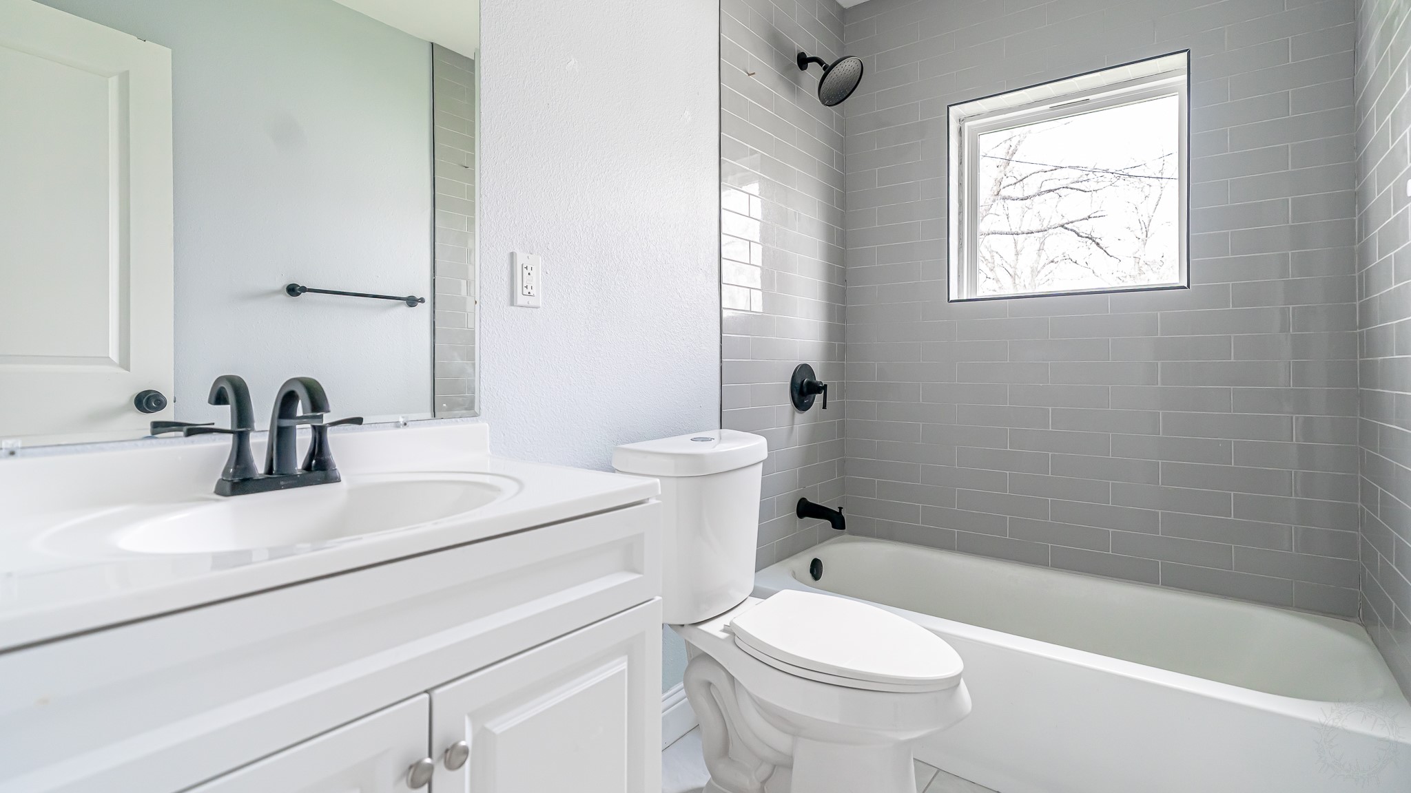 542 S Redford Lane White Settlement TX 76108