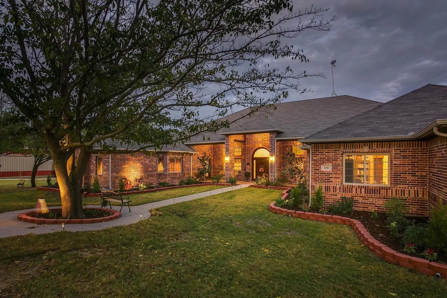 636 Possom Trot Hollow Road Whitewright TX 75491
