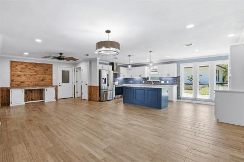 6406 Lansdowne Court Granbury TX 76049