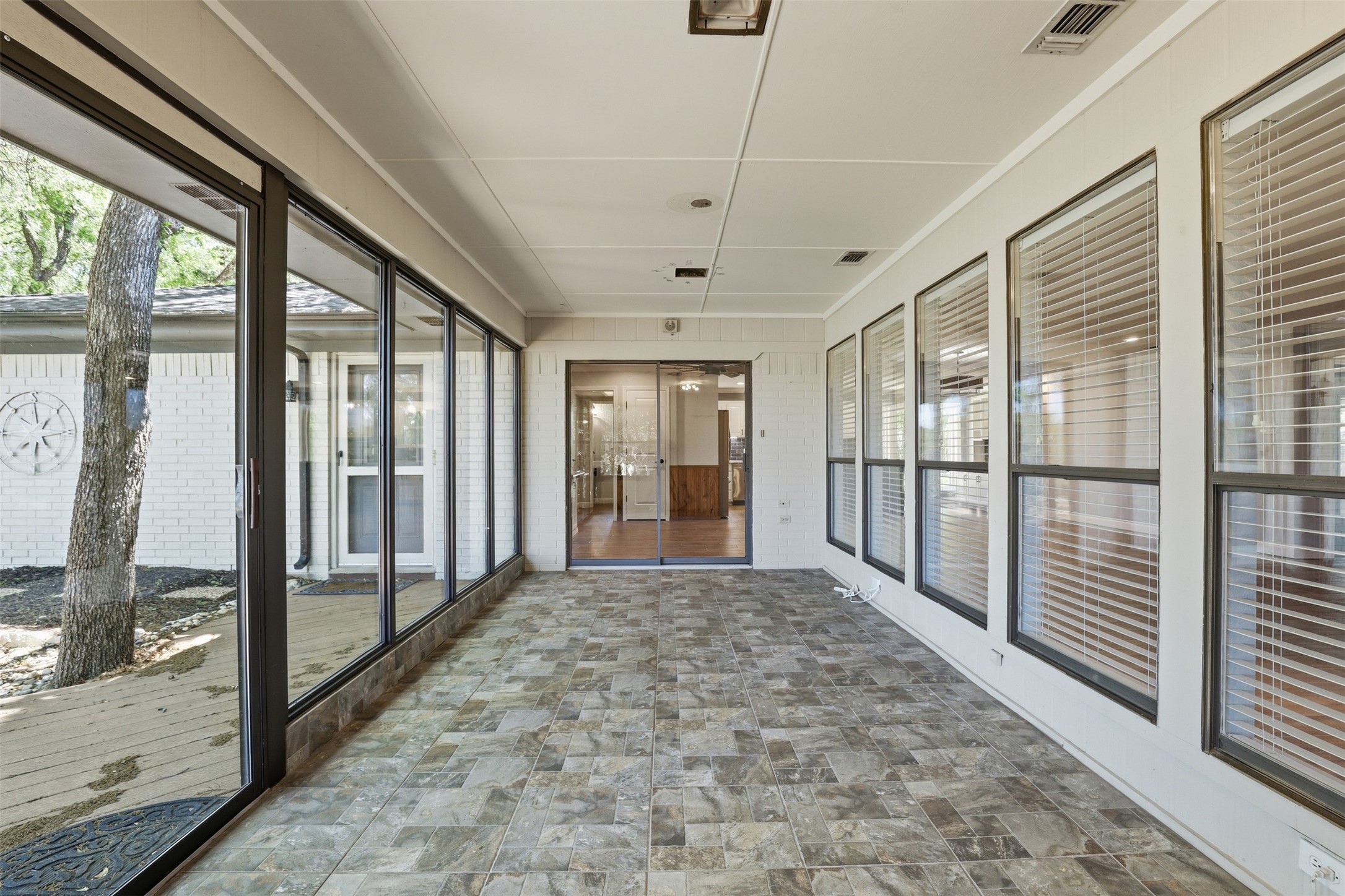 6406 Lansdowne Court Granbury TX 76049