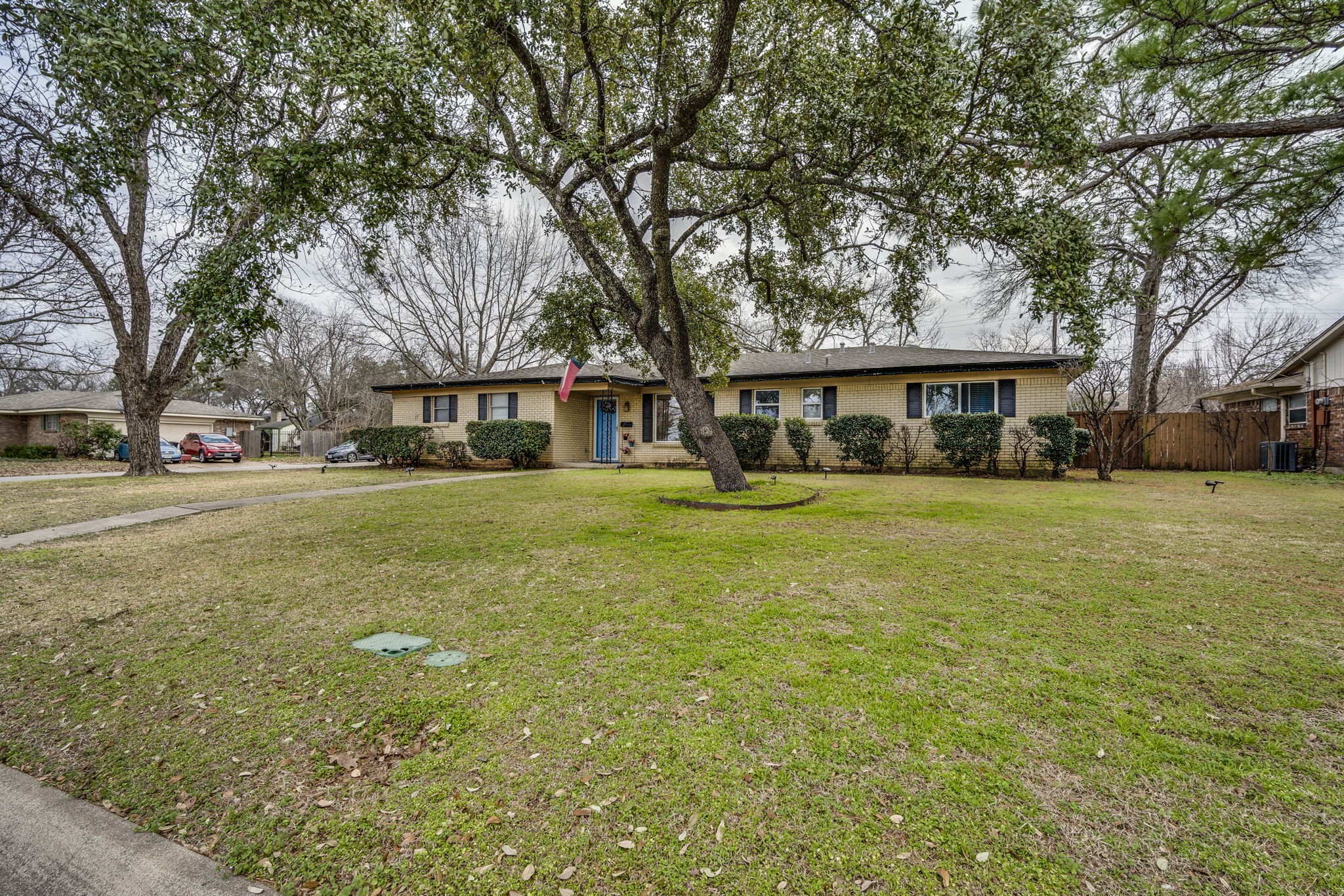 1215 Wedgewood Drive Cleburne TX 76033
