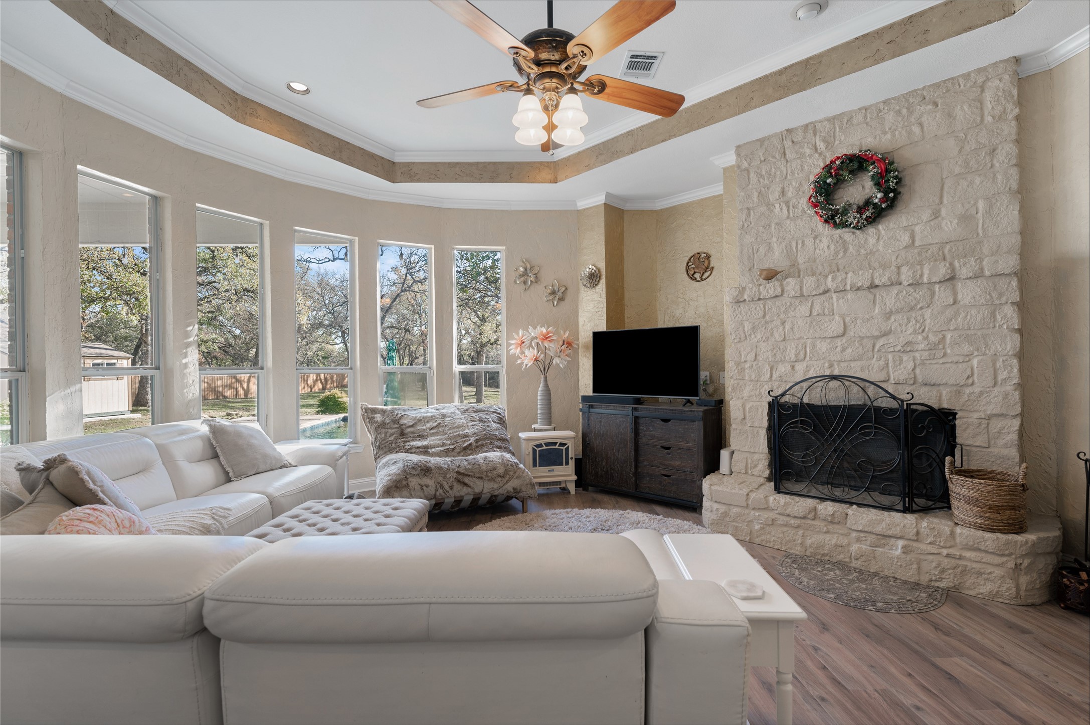 1071 E Oak Shores Drive Cross Roads TX 76227