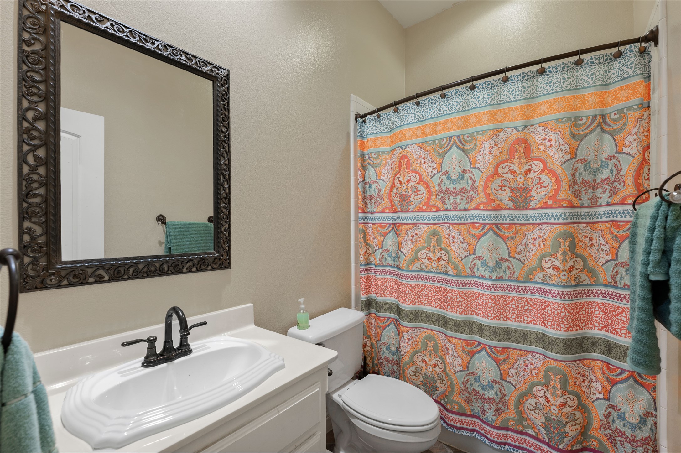 1071 E Oak Shores Drive Cross Roads TX 76227