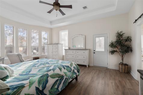 1071 E Oak Shores Drive Cross Roads TX 76227