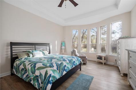 1071 E Oak Shores Drive Cross Roads TX 76227