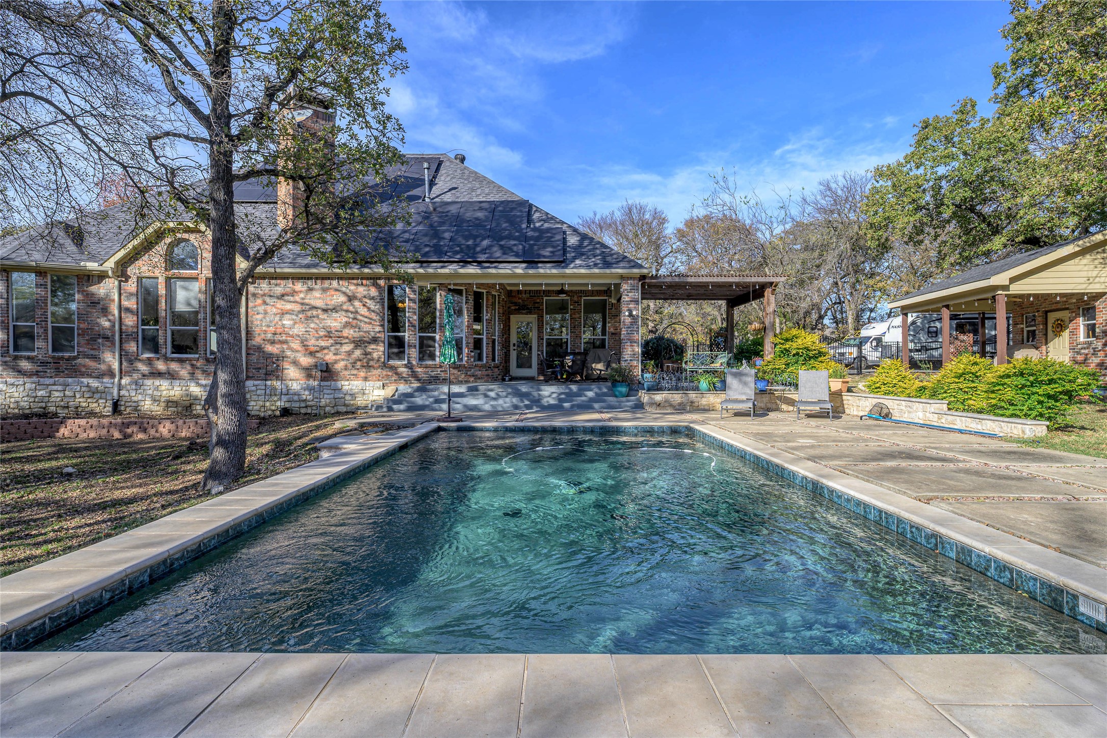 1071 E Oak Shores Drive Cross Roads TX 76227
