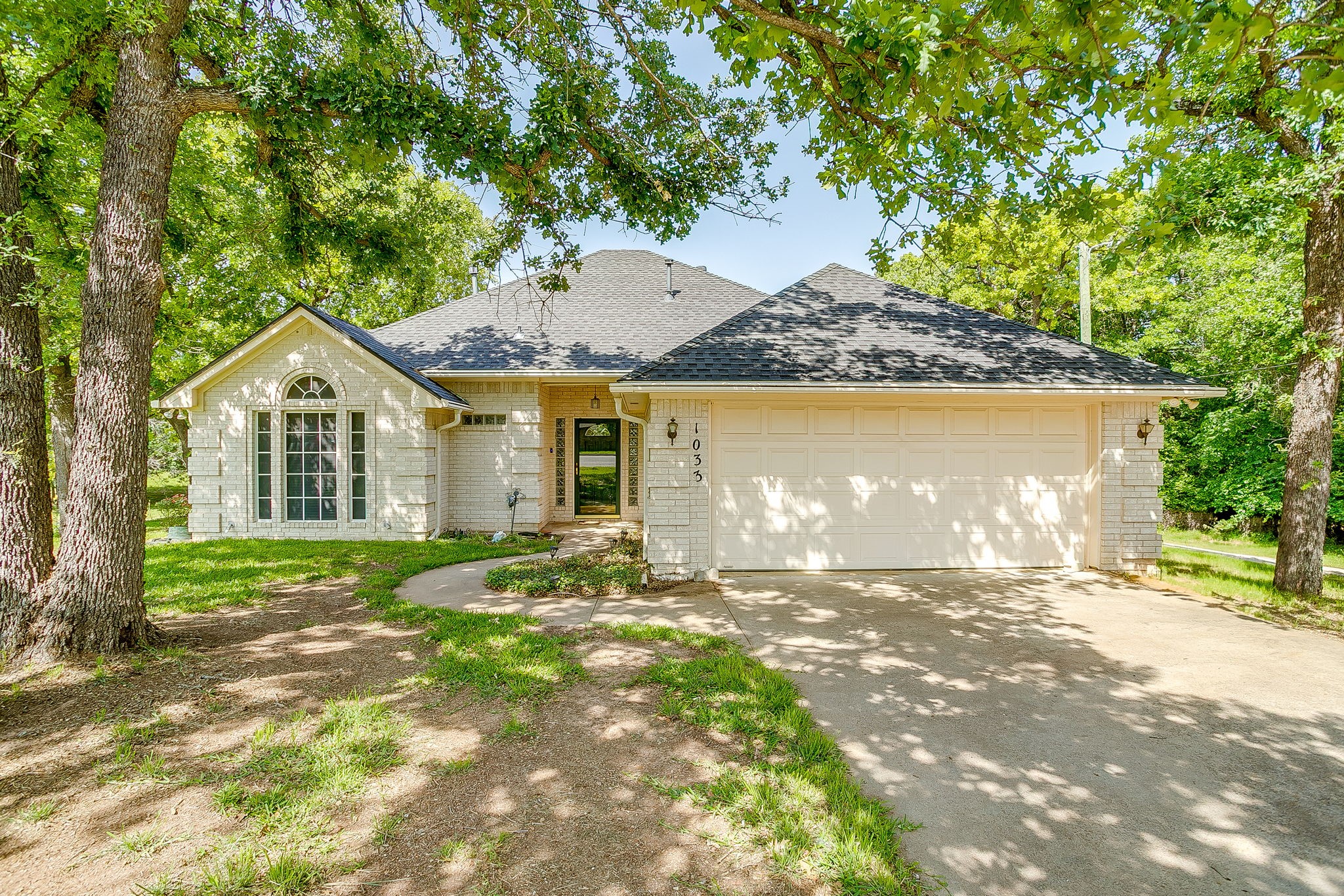 1033 Teresa Court Weatherford TX 76086