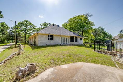 1033 Teresa Court Weatherford TX 76086