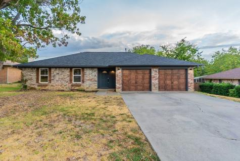 2512 Chaparral Court Denton TX 76209