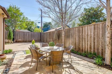 4059 W 7th Street Fort Worth TX 76107
