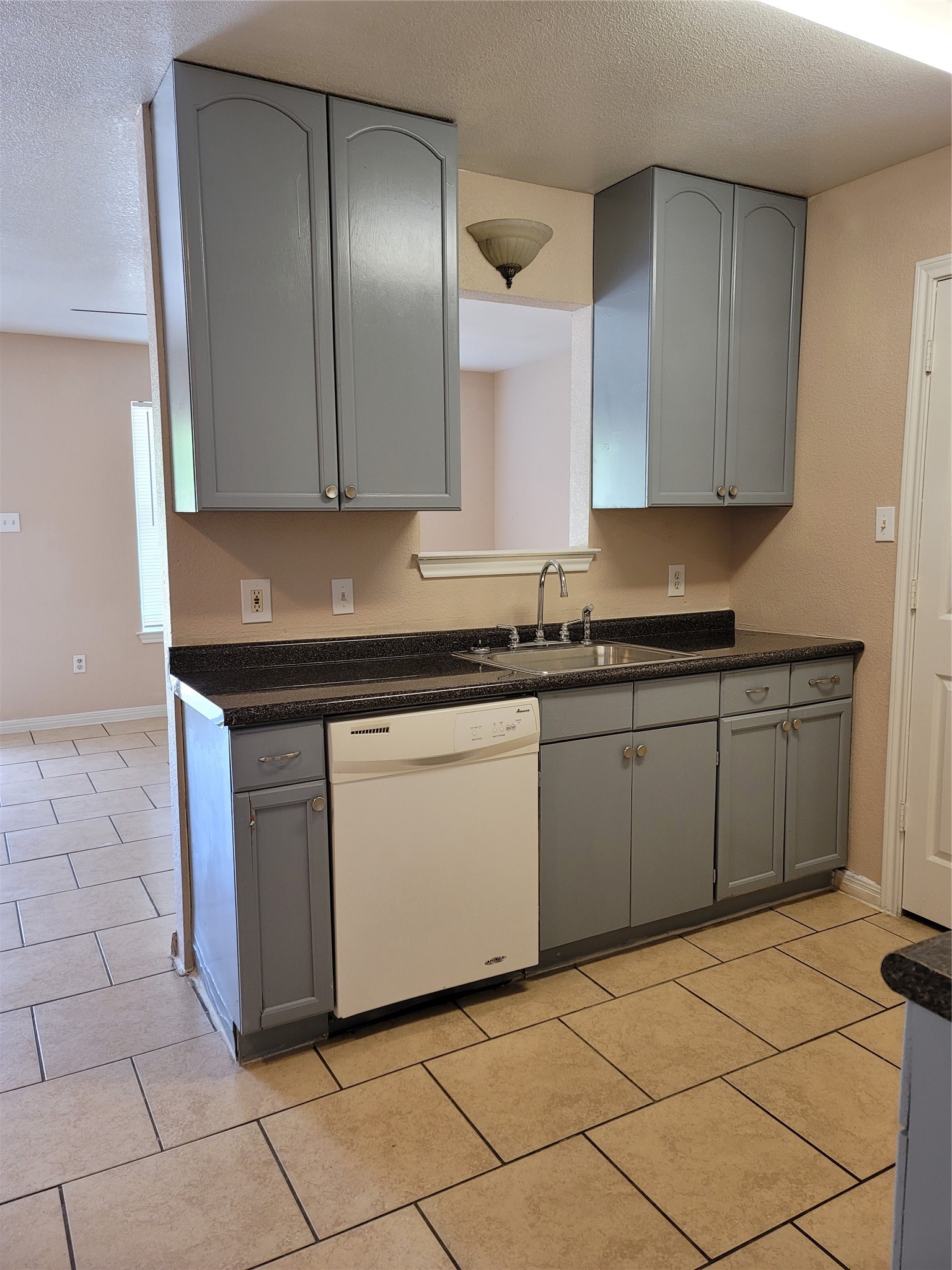 239-241 E Craven Avenue Lacy Lakeview TX 76705