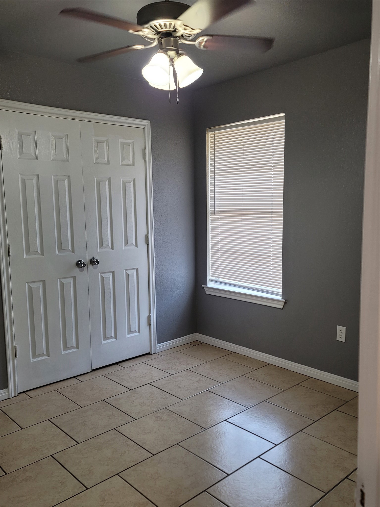 239-241 E Craven Avenue Lacy Lakeview TX 76705