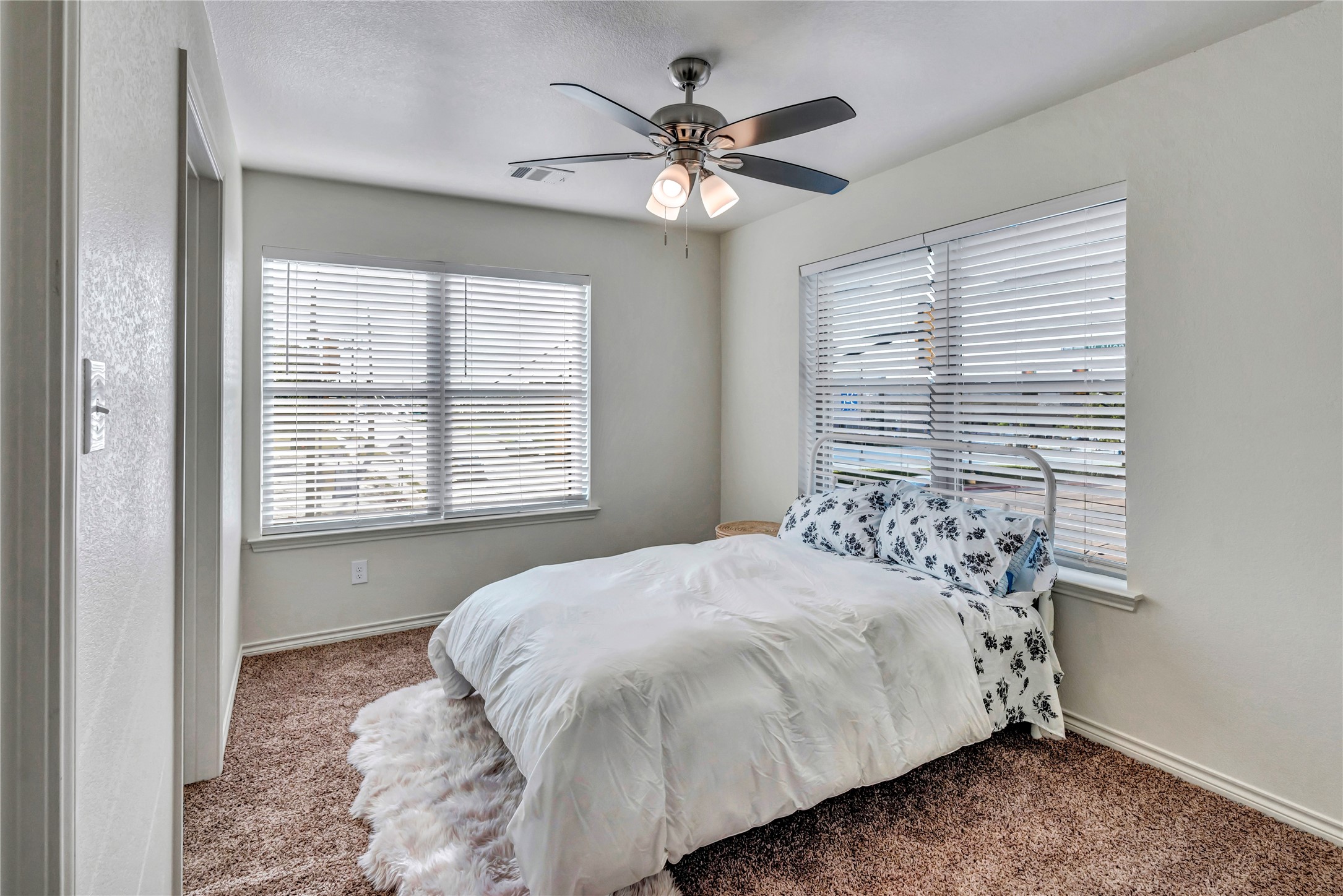 1716 Galveston Avenue Fort Worth TX 76110