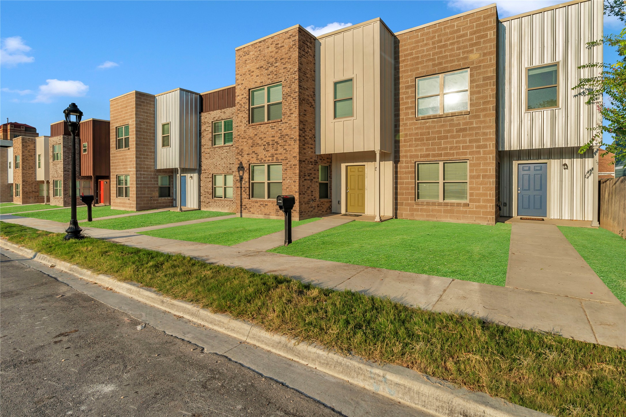 1716 Galveston Avenue Fort Worth TX 76110
