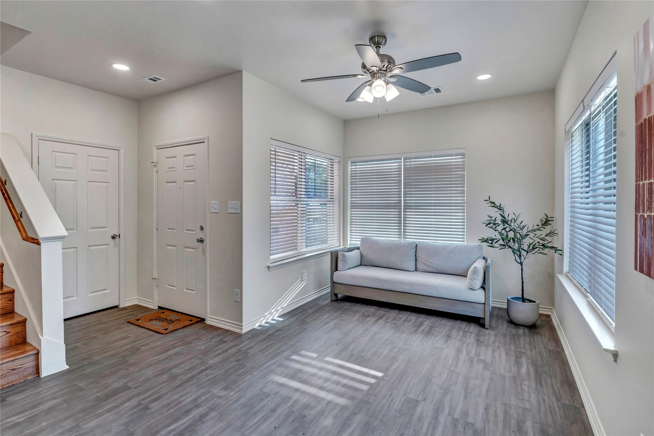 1716 Galveston Avenue Fort Worth TX 76110